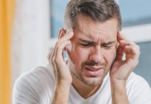 راهکاری مفید و ساده برای کاهش علایم میگرن