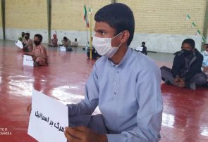 دانش آموزان ایرندگانی شعار «مرگ بر آمریکا» سر دادند/ حل مشکلات با تکیه بر نیروی ایرانی